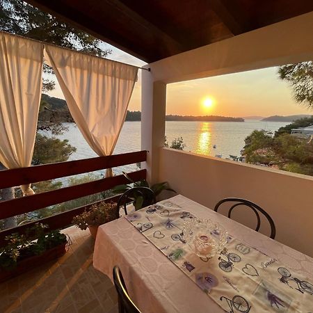 Lovely Apartments On The Private Beach - Island Korcula Prizba Exterior photo