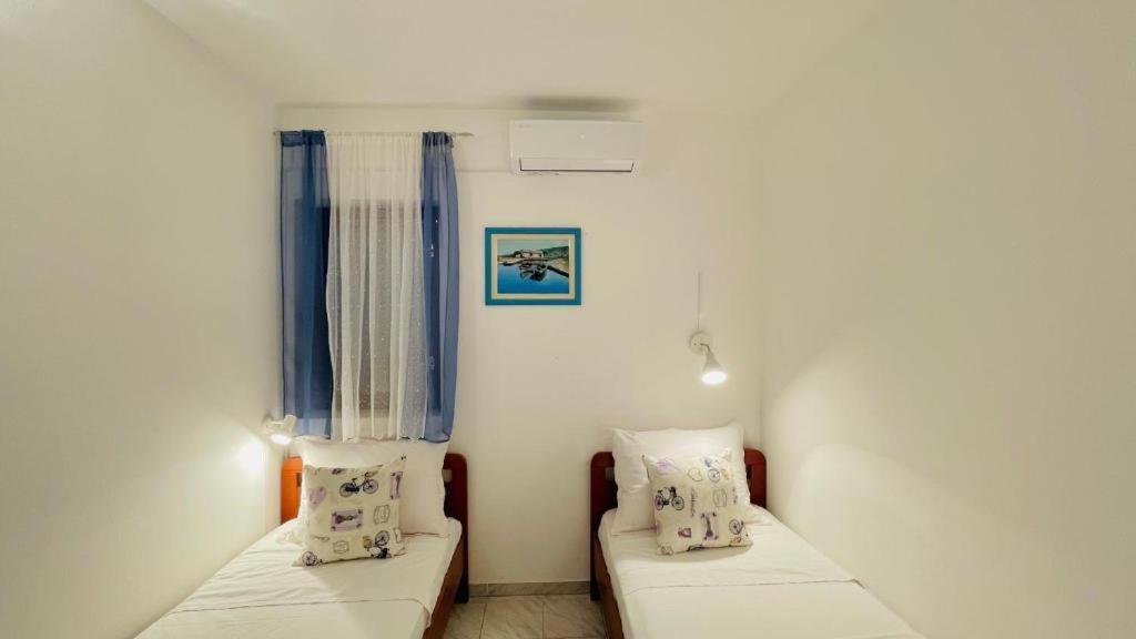 Lovely Apartments On The Private Beach - Island Korcula Prizba Exterior photo